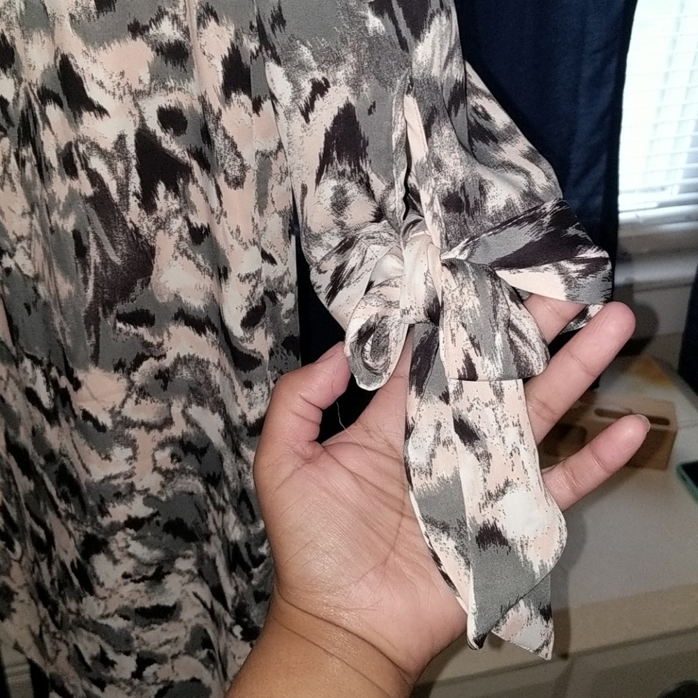 Dress - Picture 2 of 2